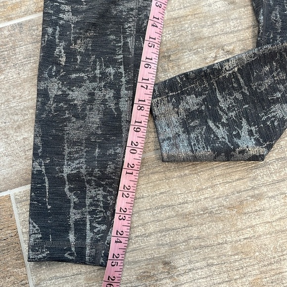 Lululemon Wunder Under Hi-Rise Tight Brindle Foil Size 4 Gray Silver Luxtreme - Picture 6 of 7